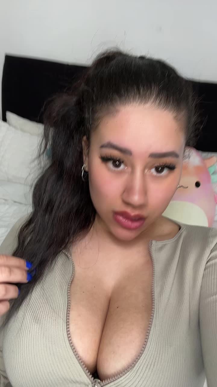 @Miss Caramel Peach