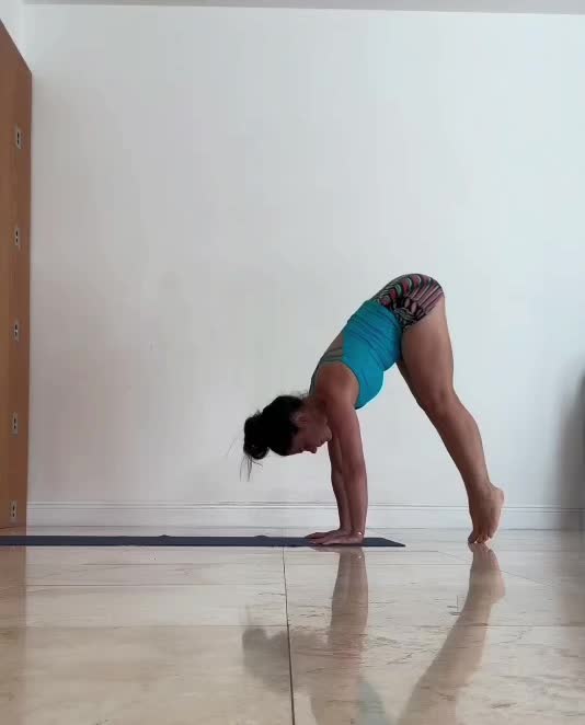 @Nivineyoga
