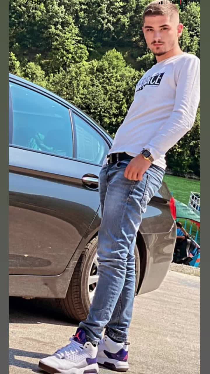 @Mujbashotaa