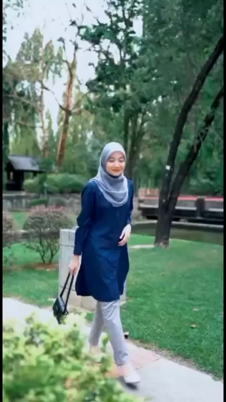 @AzfaridaExclusive