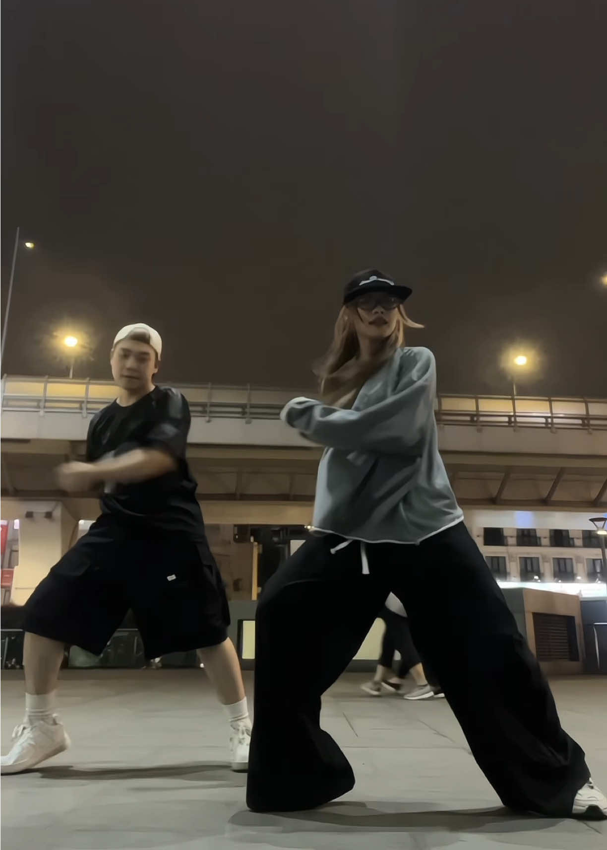 @Diệu