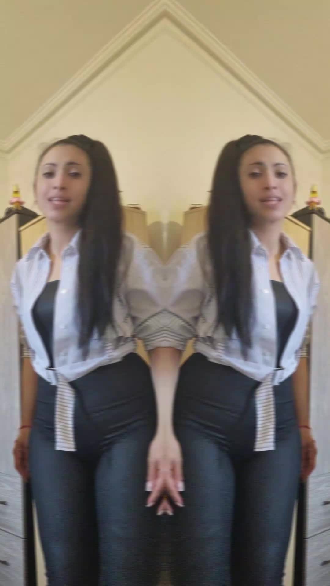 @🖤