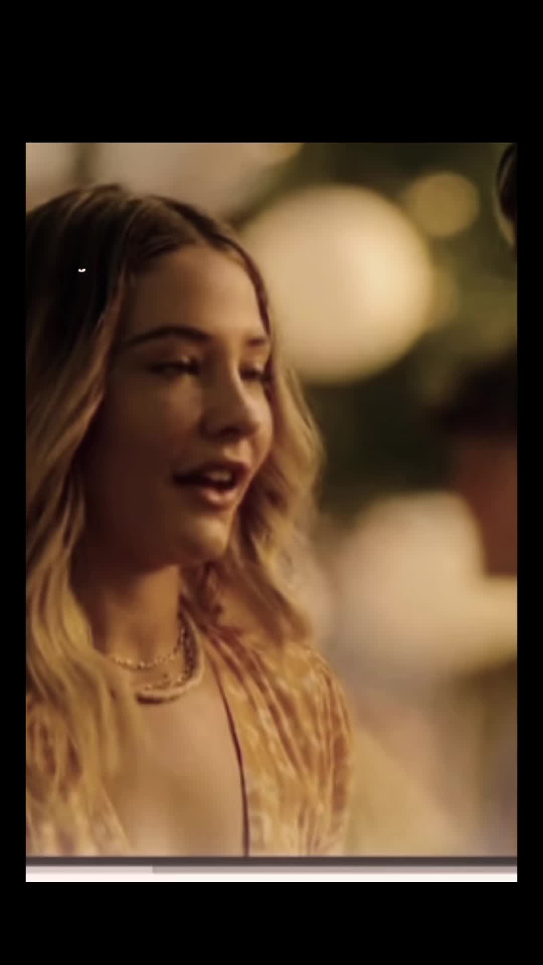 @✌️