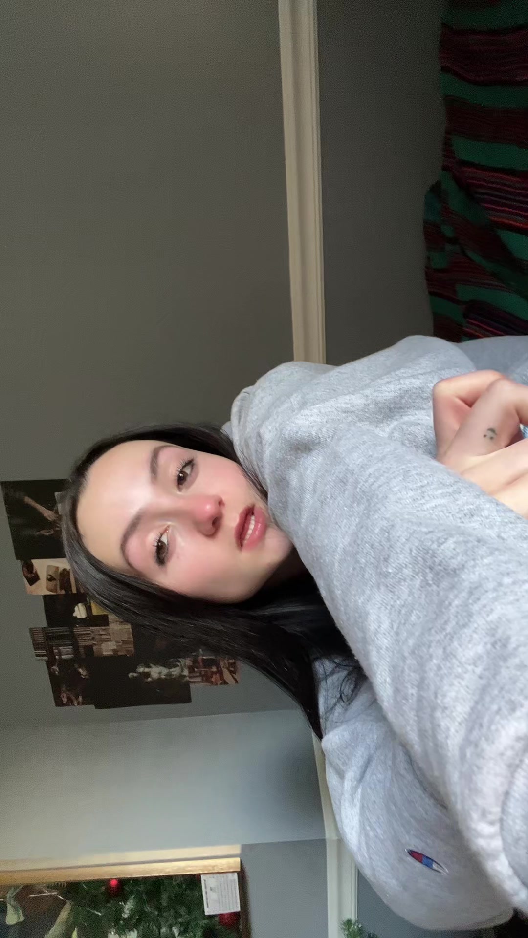 @🖤