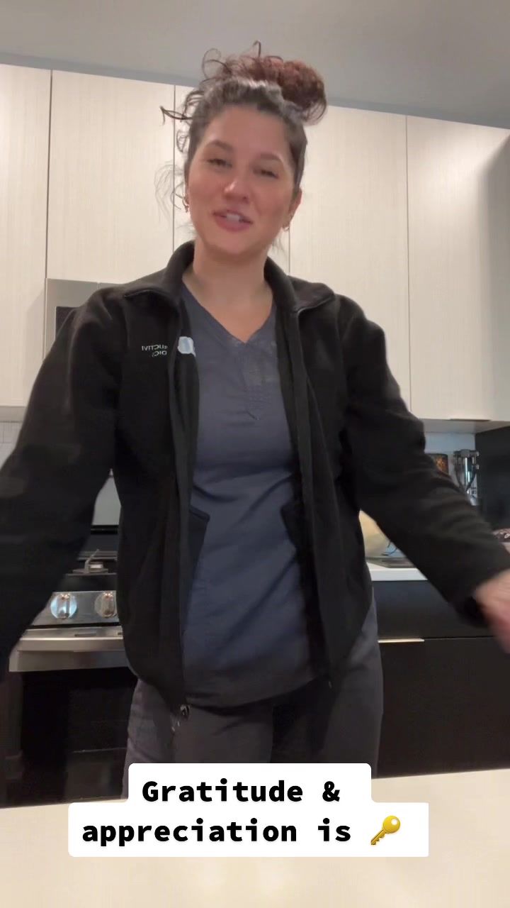 @chelsxlaur
