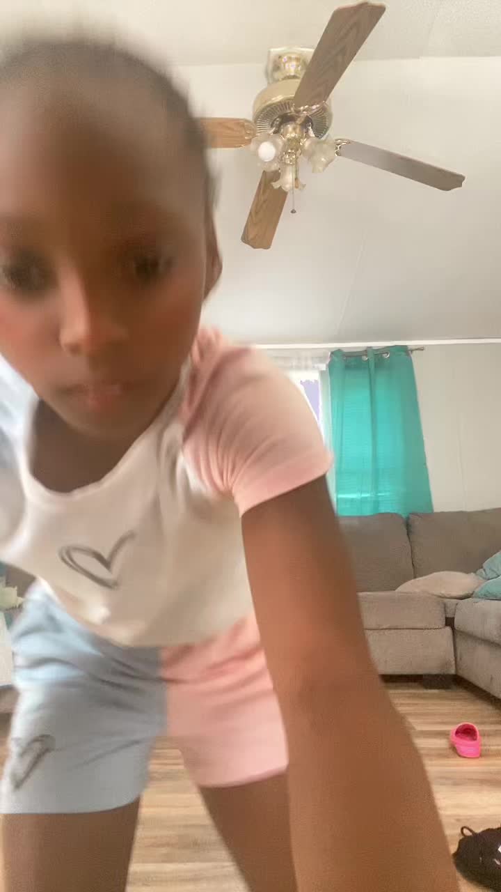 @Kiki T