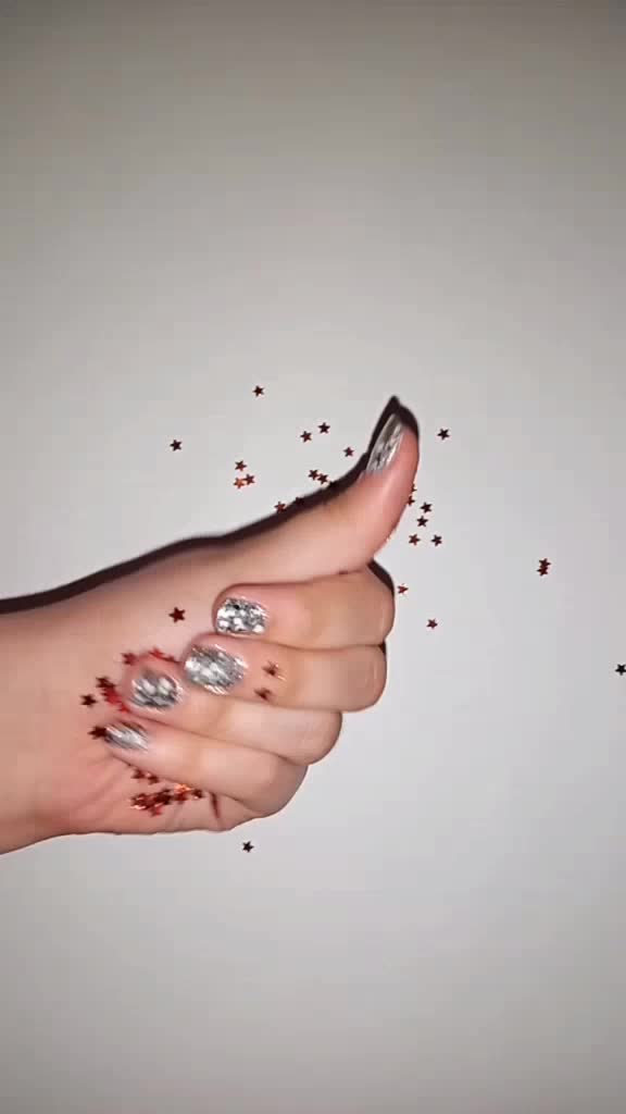 @Queen👑