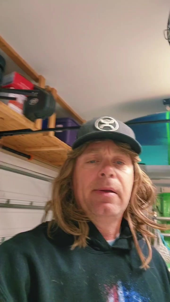 @Paulywalnutz🤠