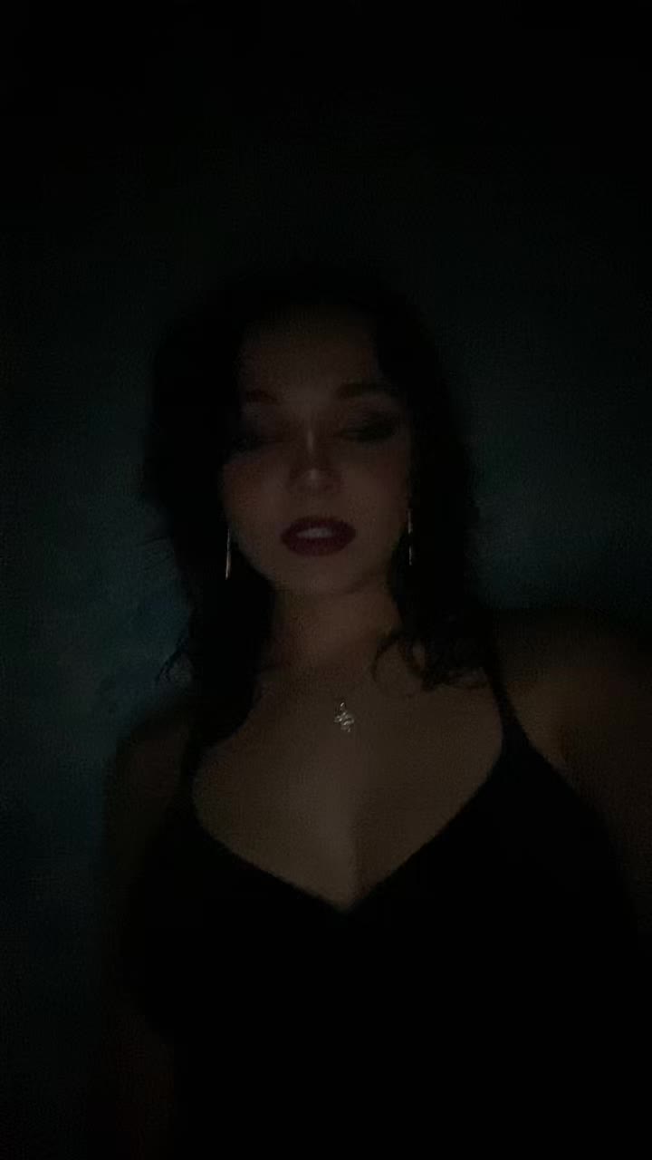 @_Gretaa_