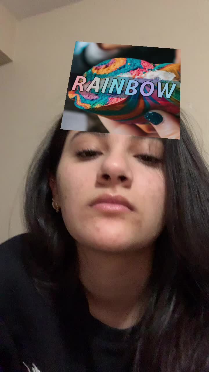 @Ava