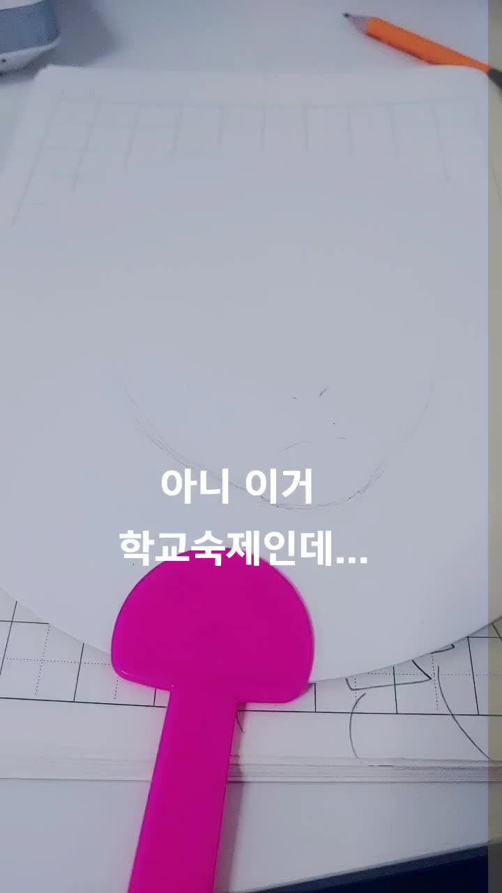 @><
