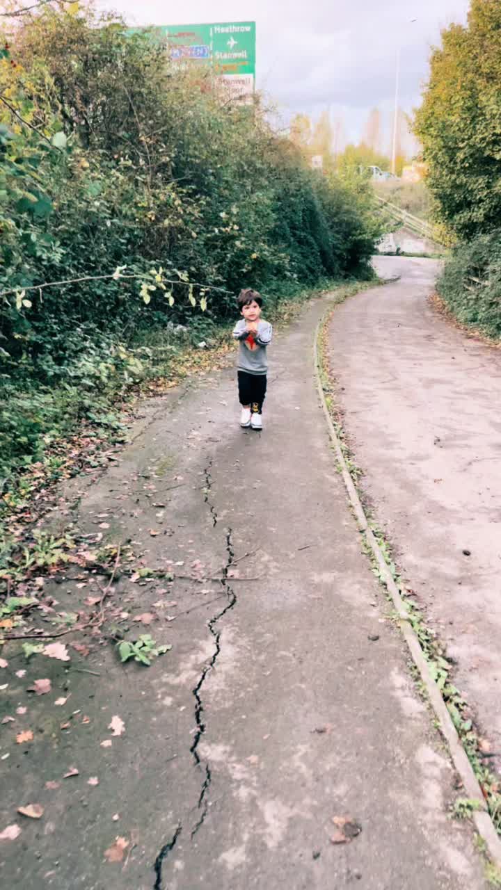 @روښان