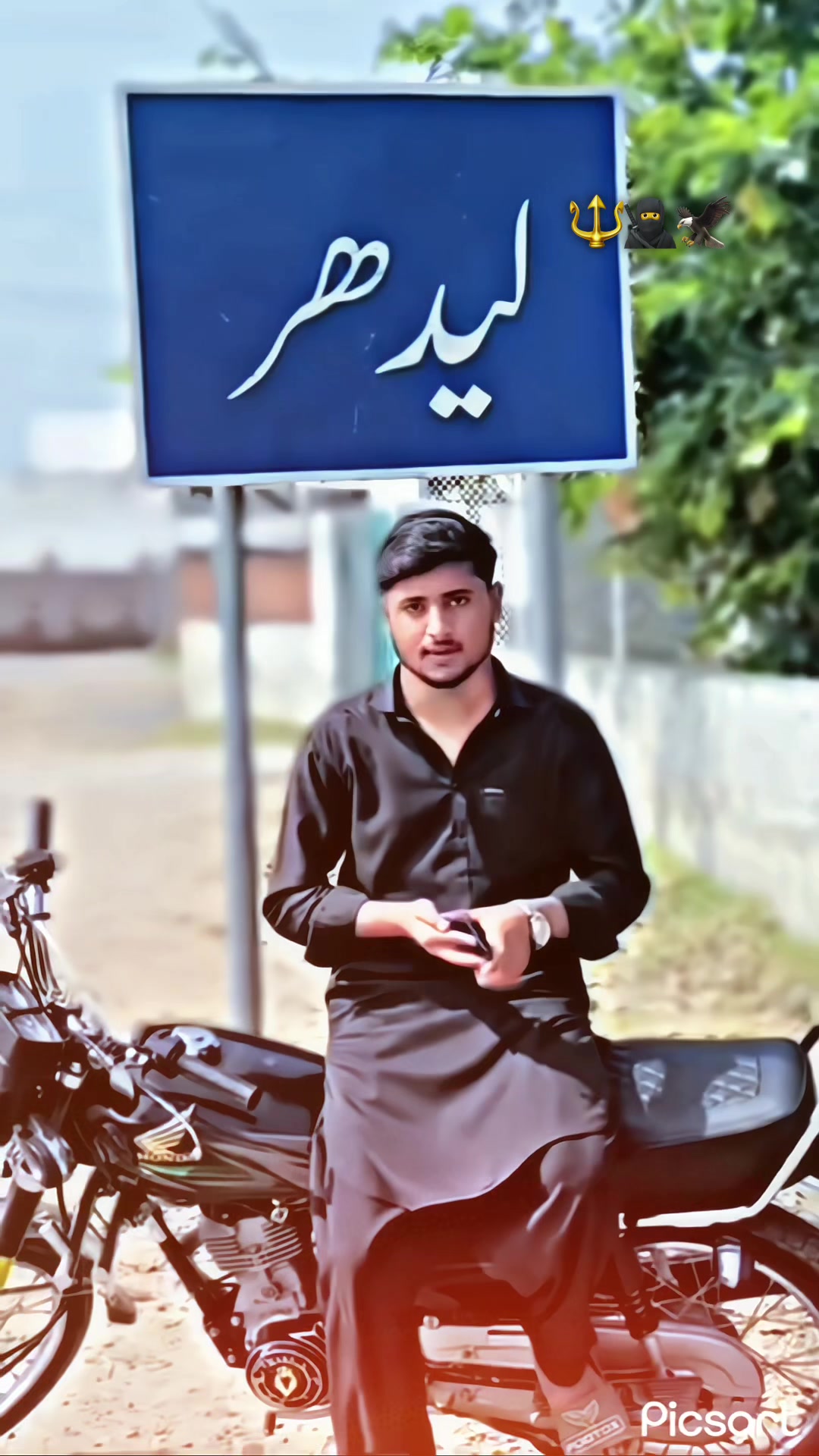 @Ch مانی Taرaڑ🦅🔱