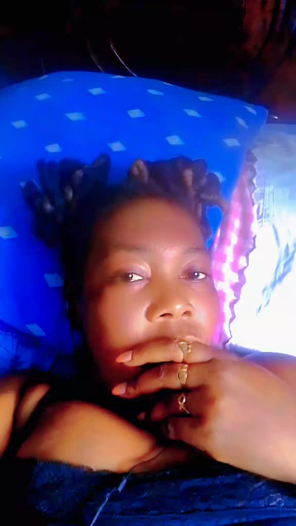 @lolo manman lavi