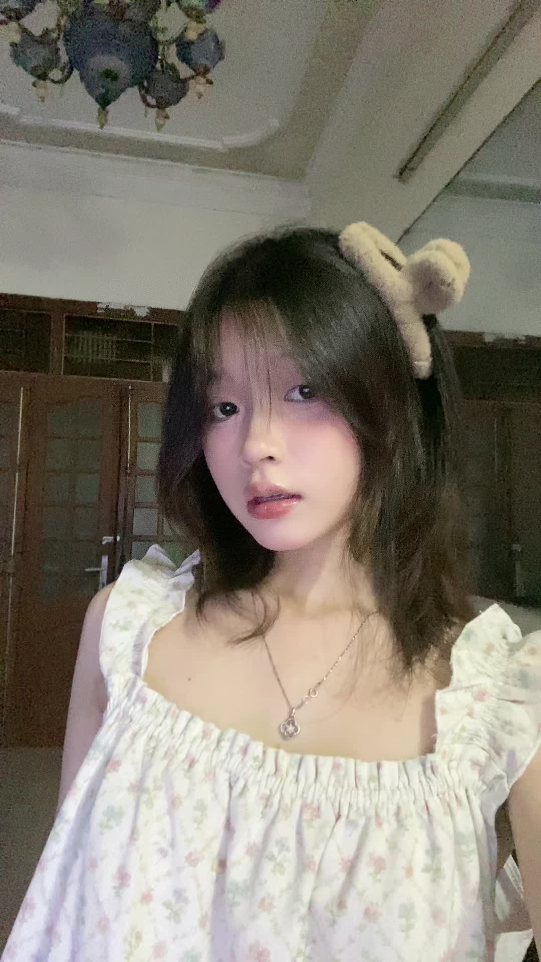 @Long Lanh Óng Ánh🦦