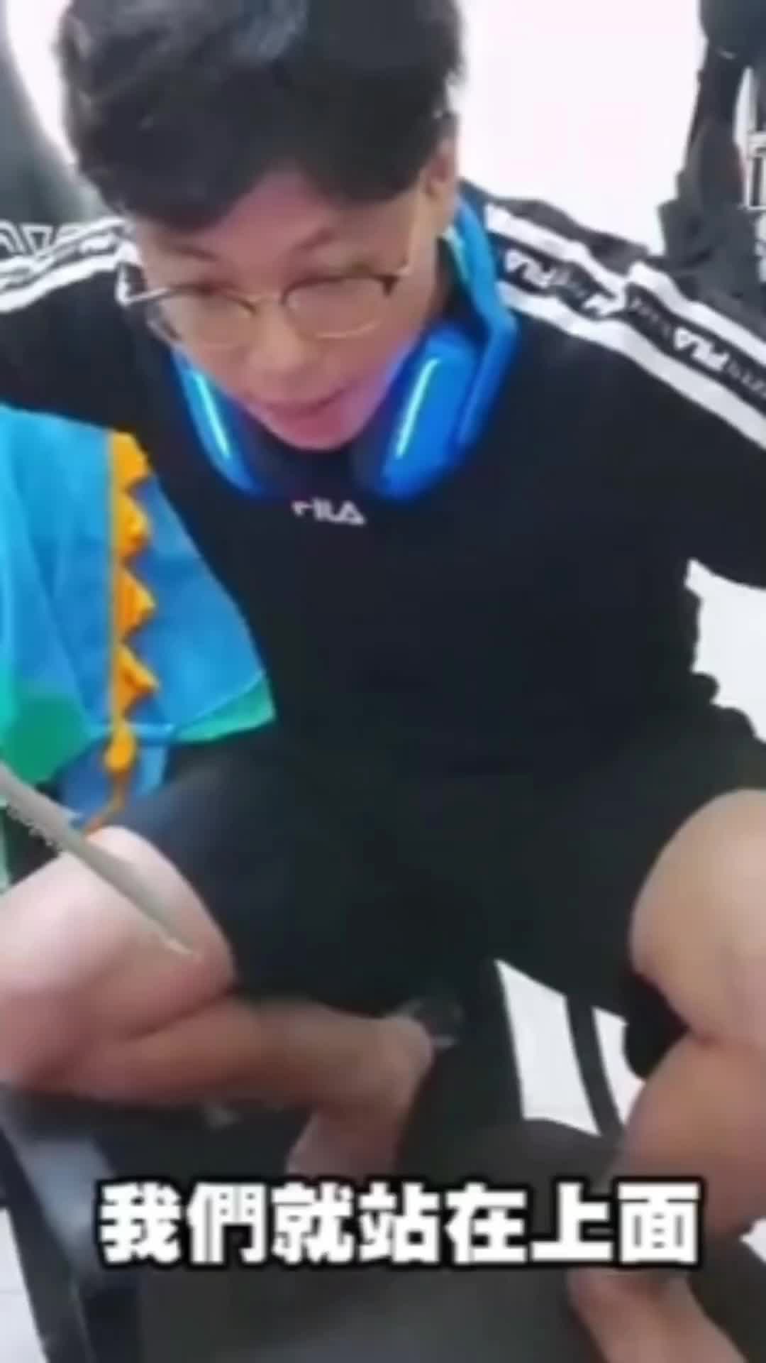 @杜輔.