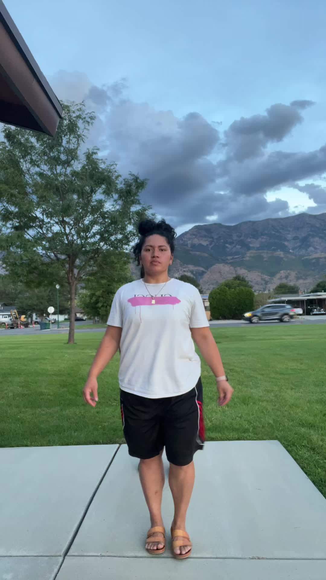 @Olala