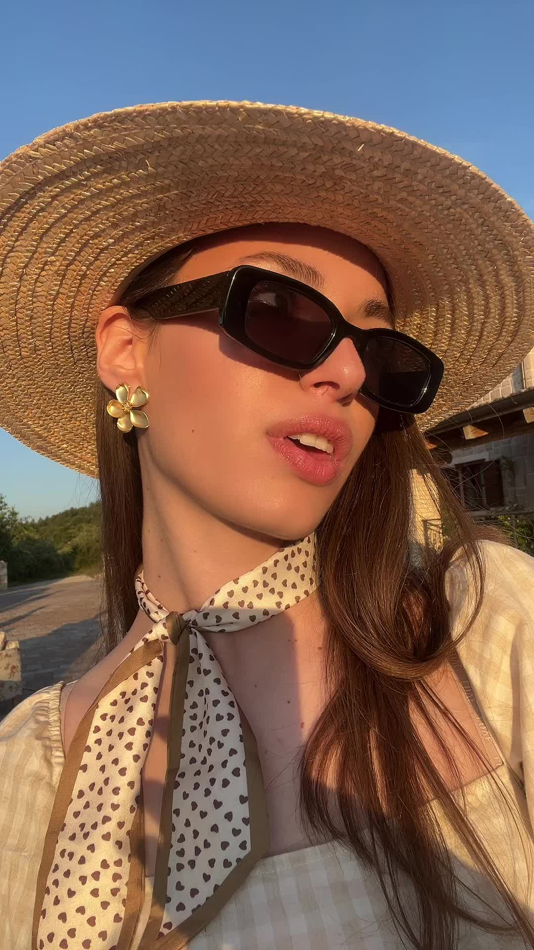 @Ela