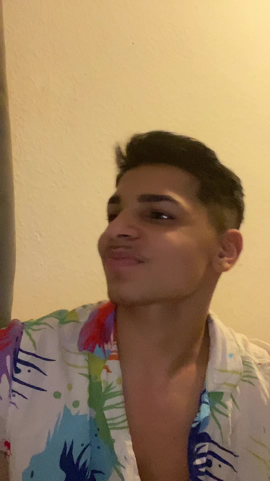 @MARIO🤌🏻