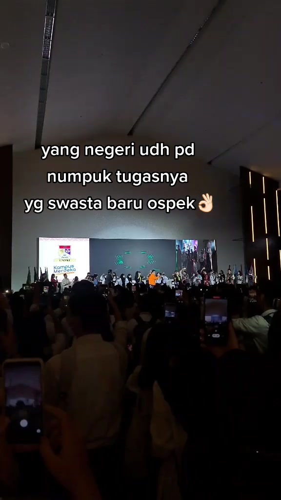 @CJ✨
