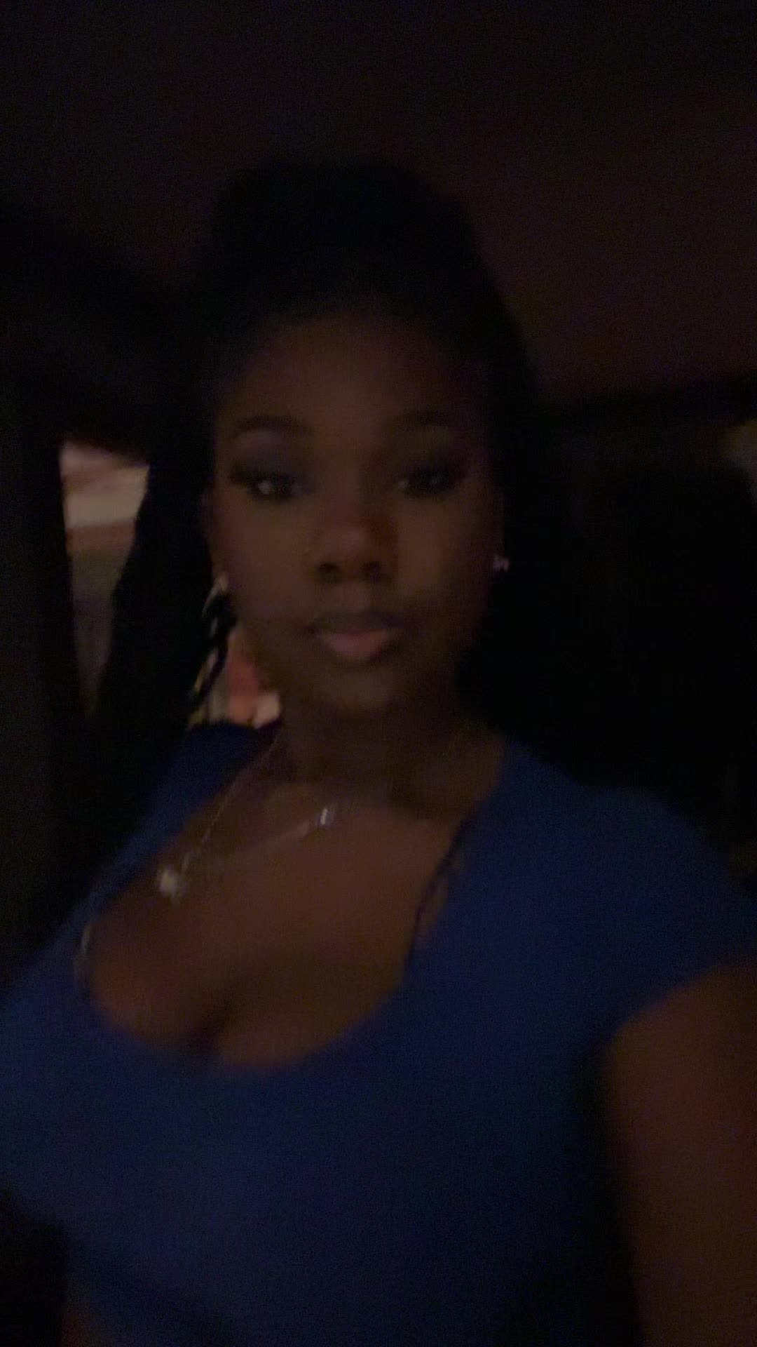 @🫶🏾