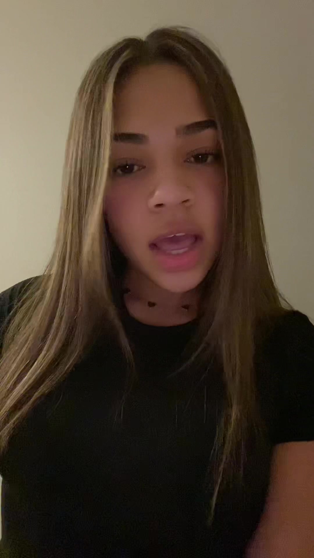 @chloe