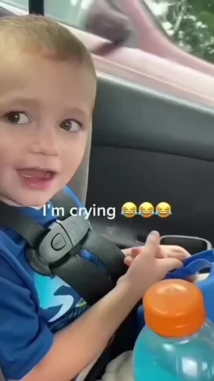 @C̸A̸S̸H̸