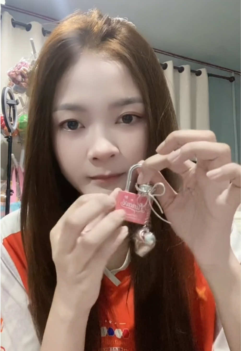@รีโพสต์ให้จุ๊บทีหนึ่ง