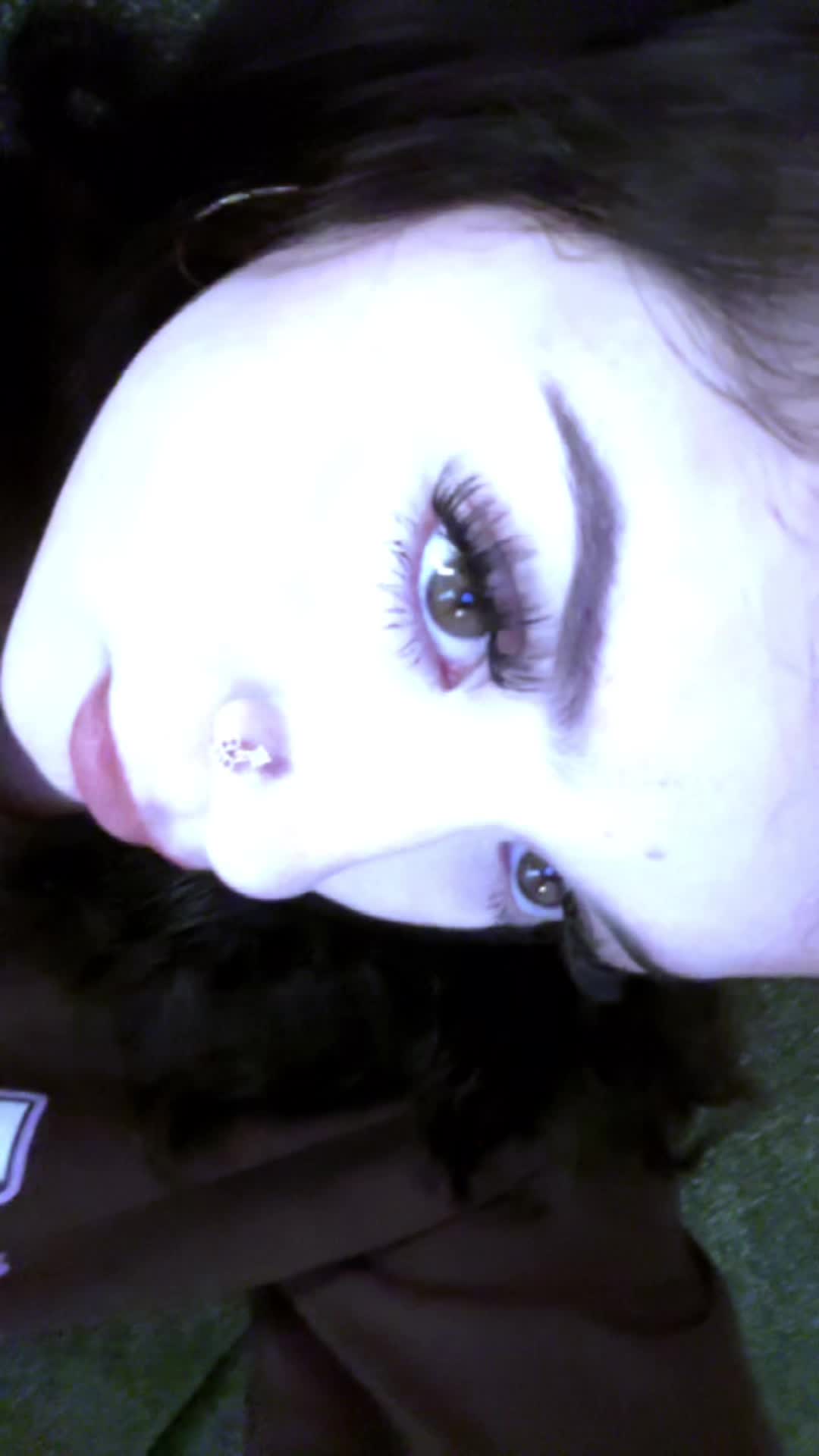 @Nanissss