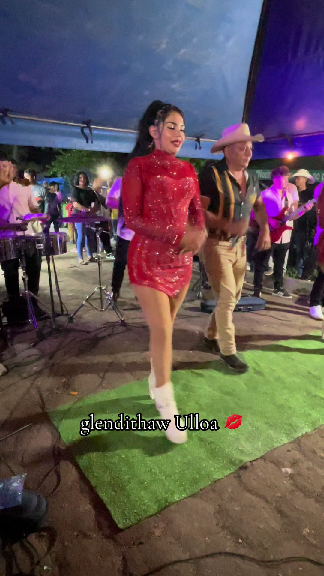 @Glend&iuml;thaw Ulloa💋