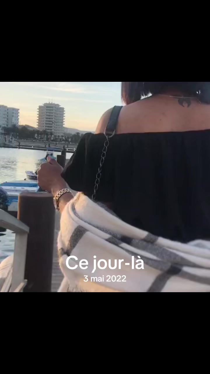@Amouna Dridi