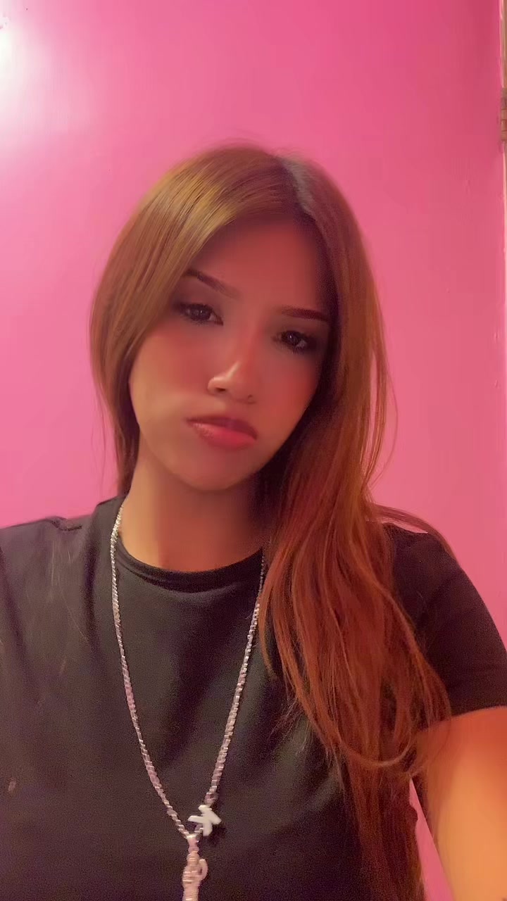 @𝕵𝖔𝖍𝖊𝖑𝖞_𝖔𝖋𝖎𝖈𝖎𝖆𝖑🦋.