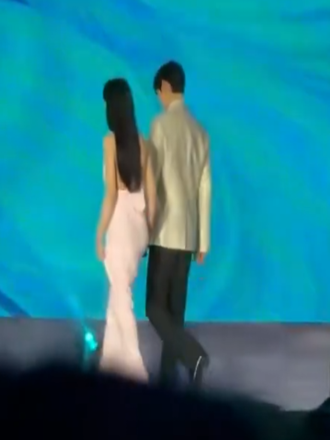 @๐๐๐๐ข๐๐๐๐๐โฟ