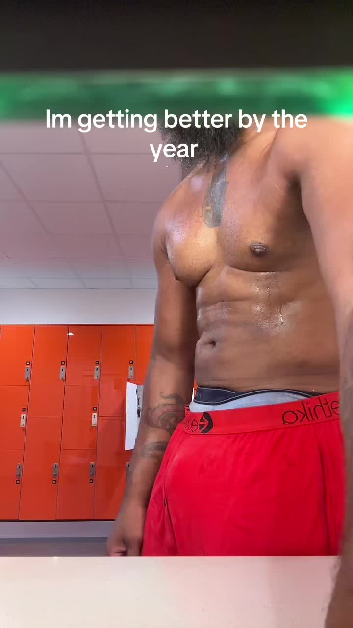 @Izyblatt_World