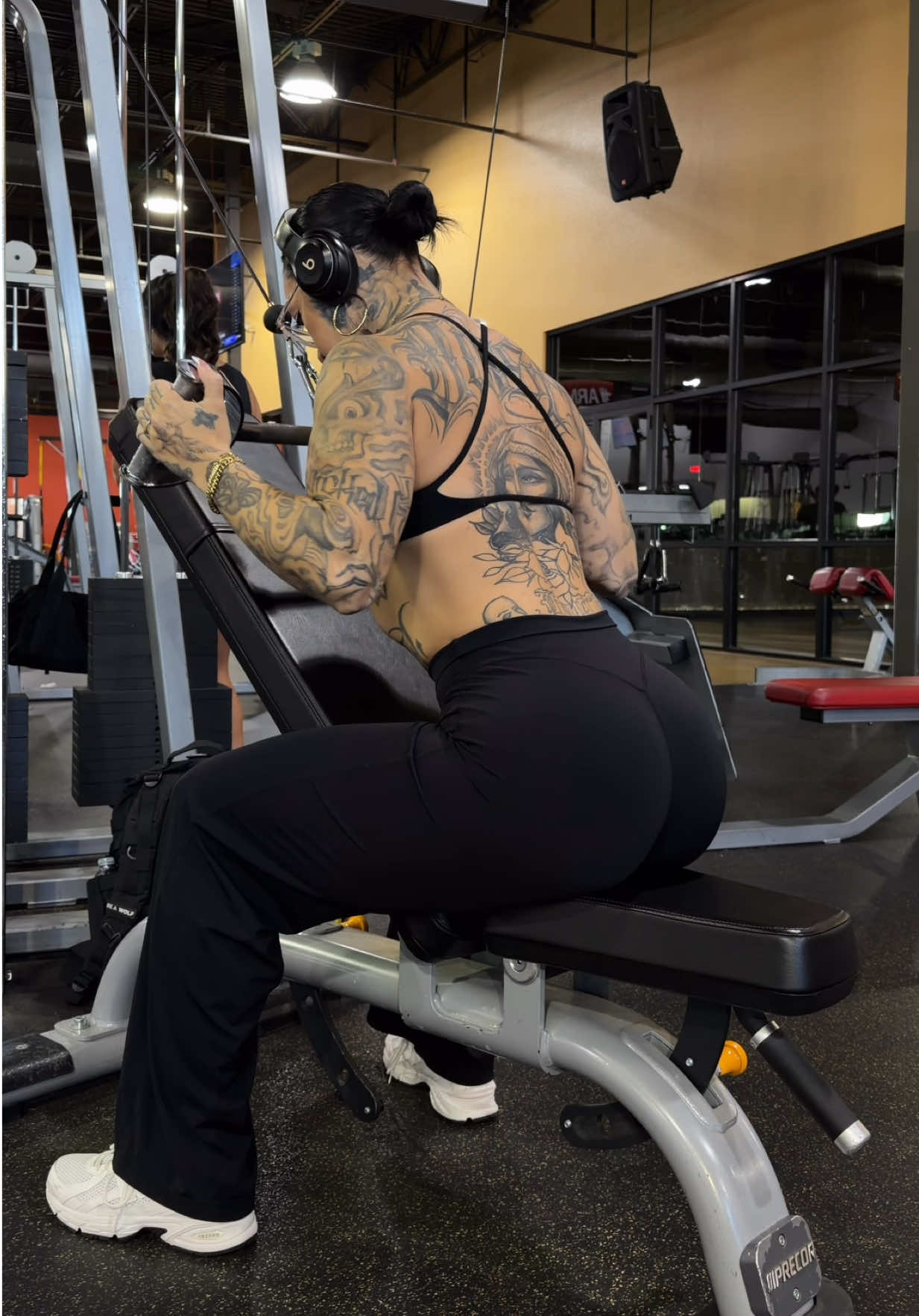 @Lakyn G