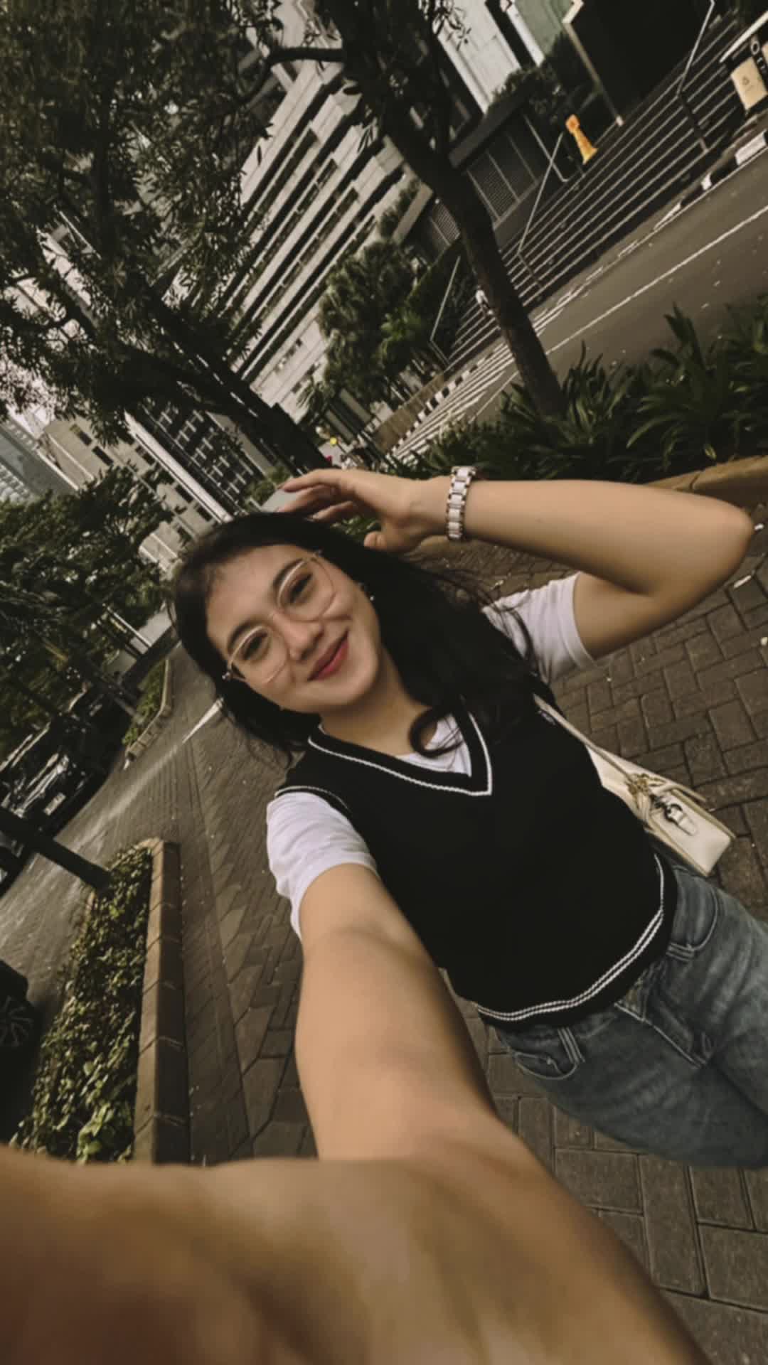 @Dinisihotang