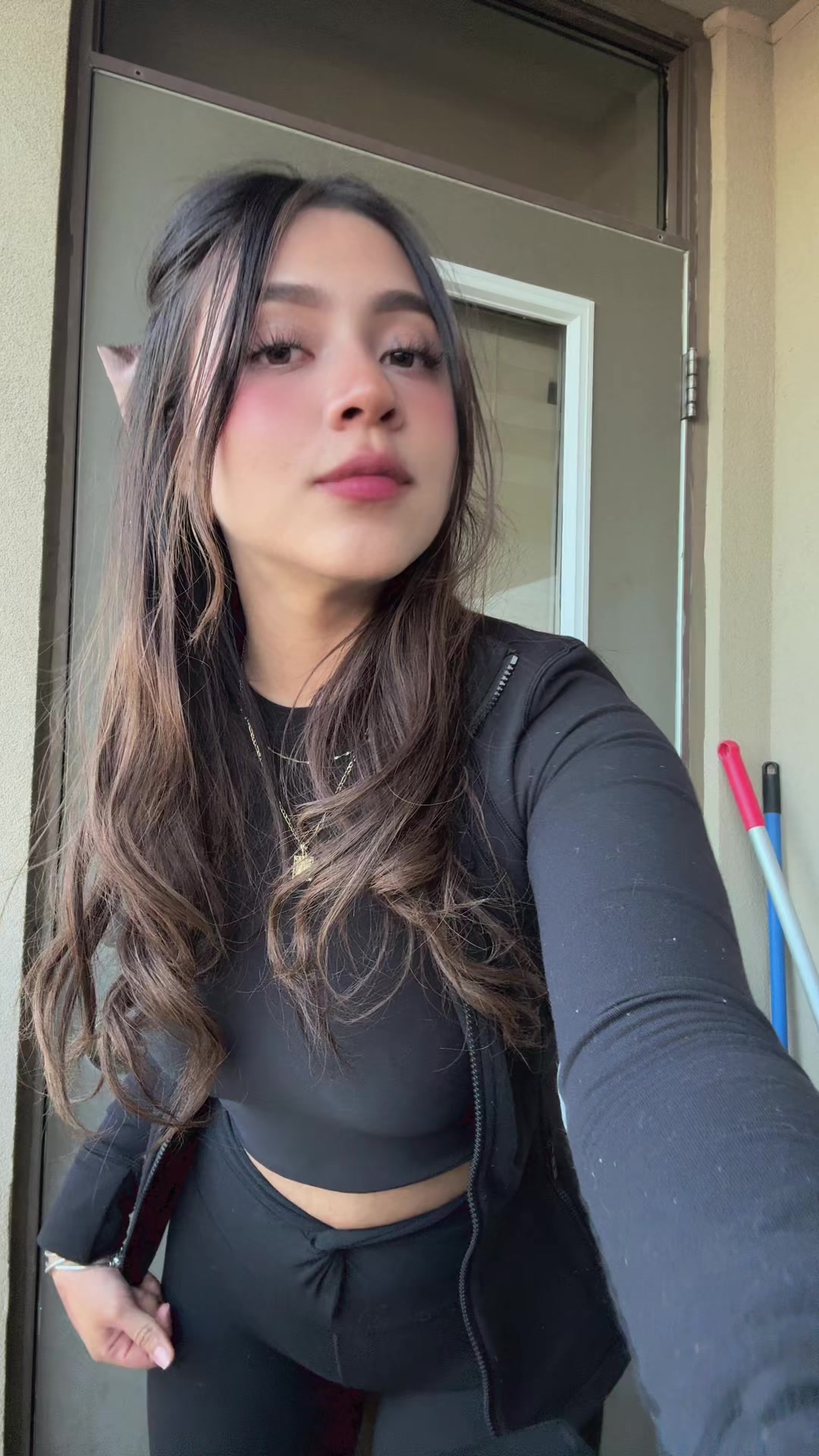@vibewithleexi