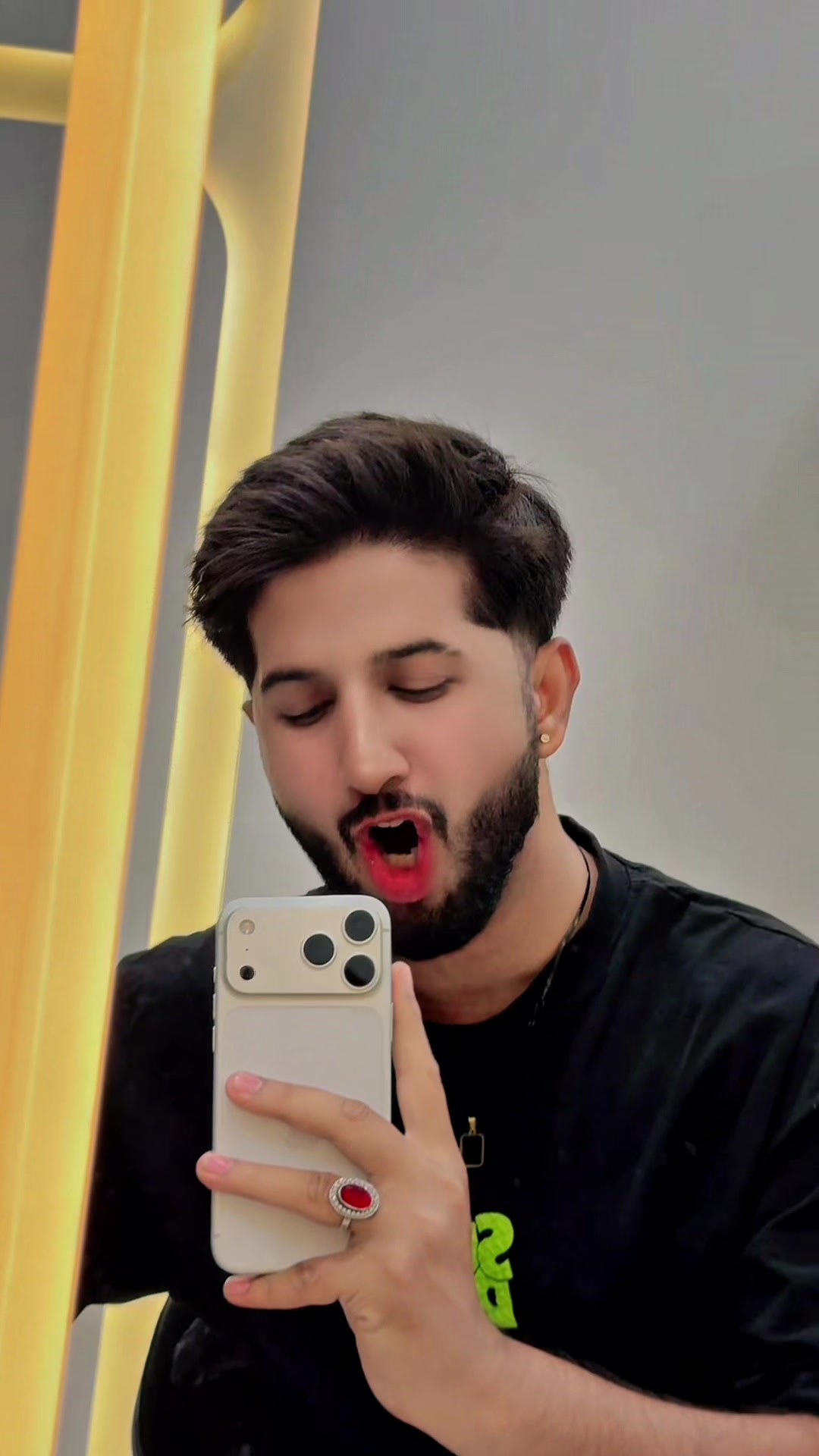 @Veer_Shahzaib