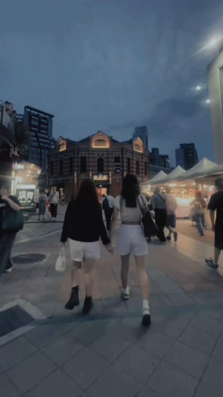 @✨sɐuʇᴉ✨