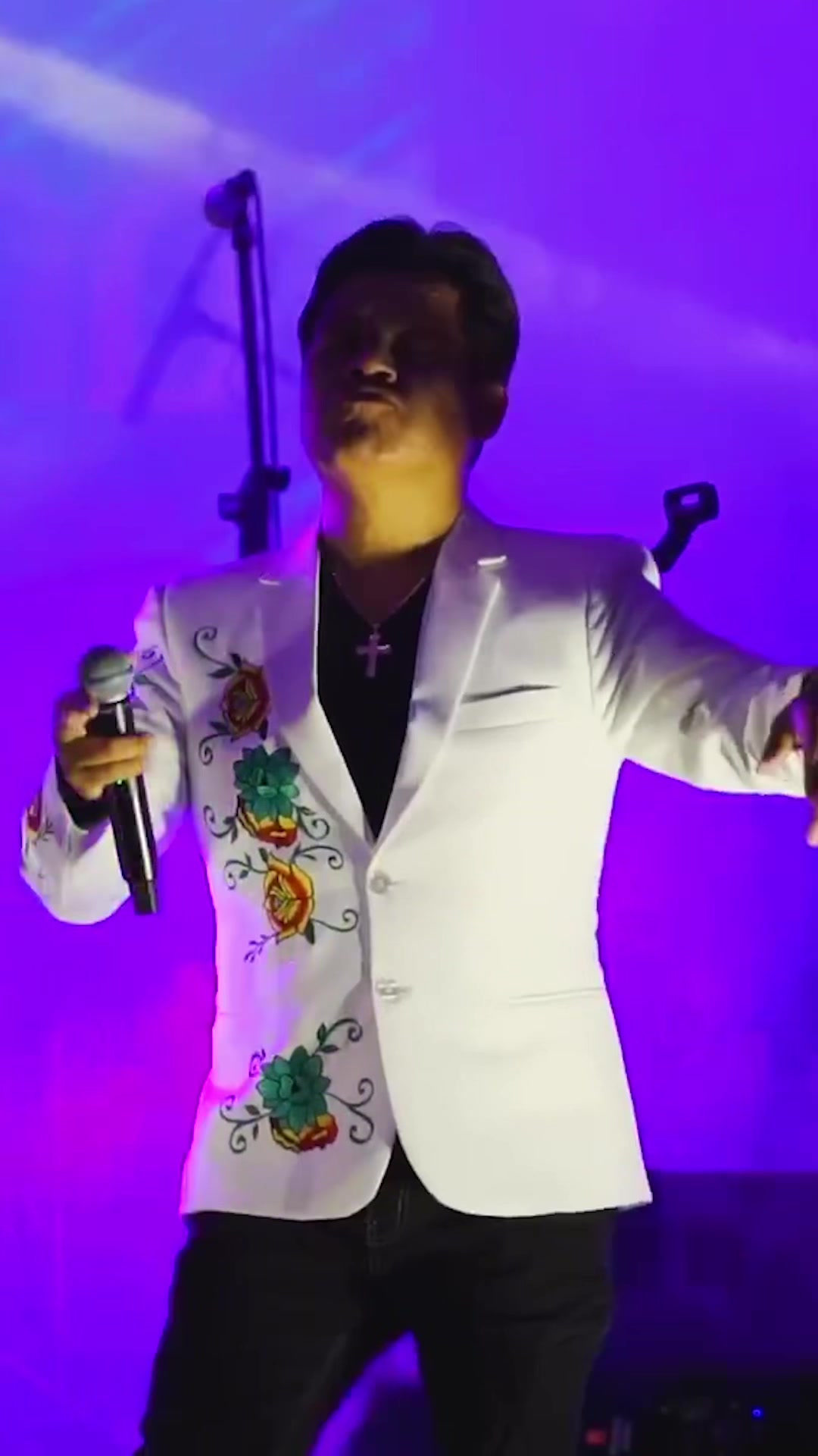 @Wilmer Lázaro 🎙️🎶