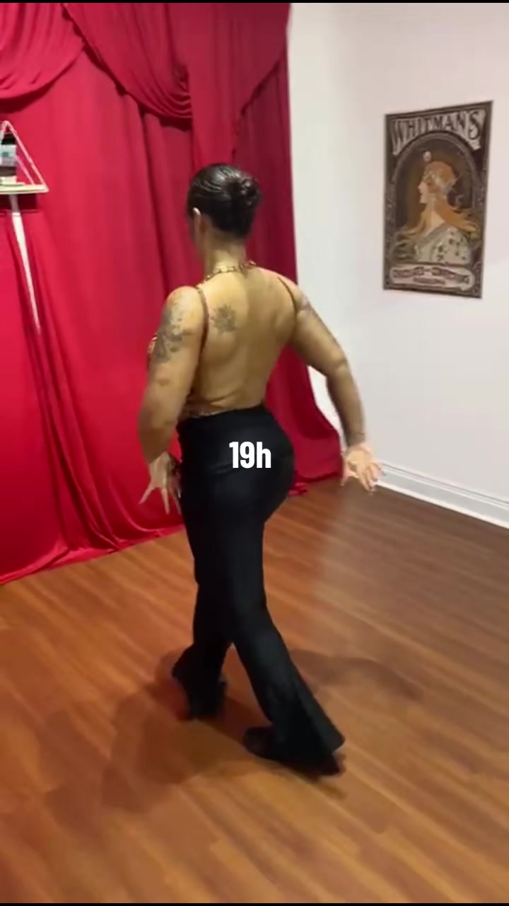 @Mirela Perez