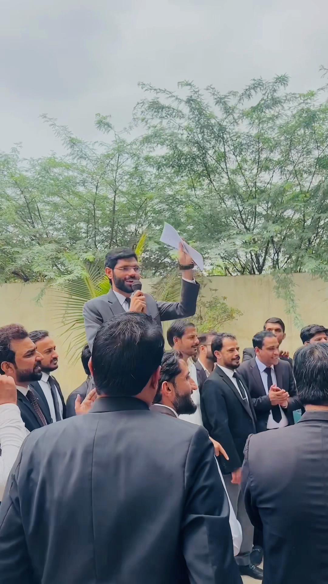 @DISTRICT HUB BAR ASSOCIATION