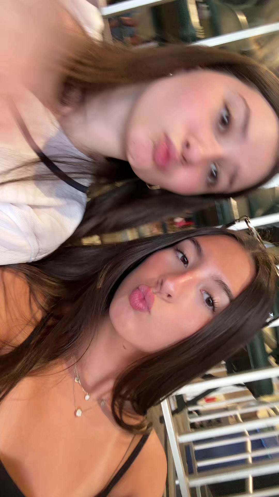 @Sofia