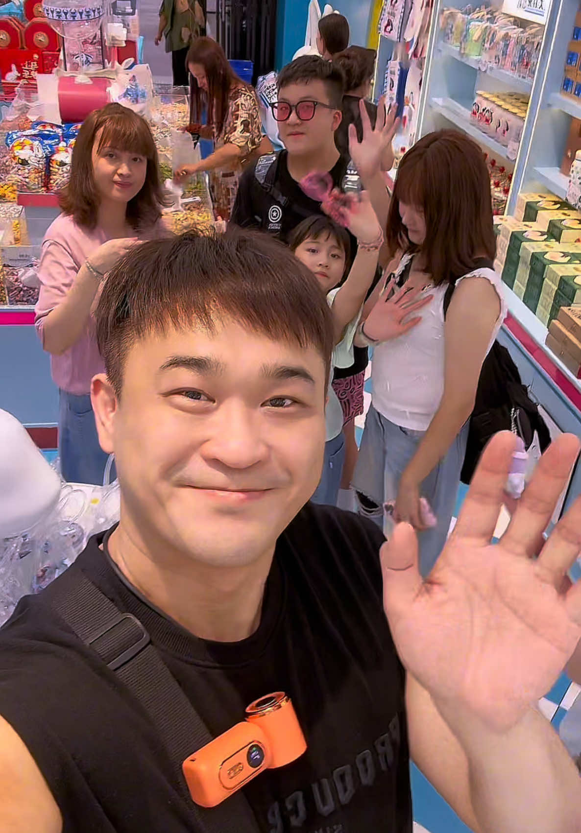 @愛立刻思