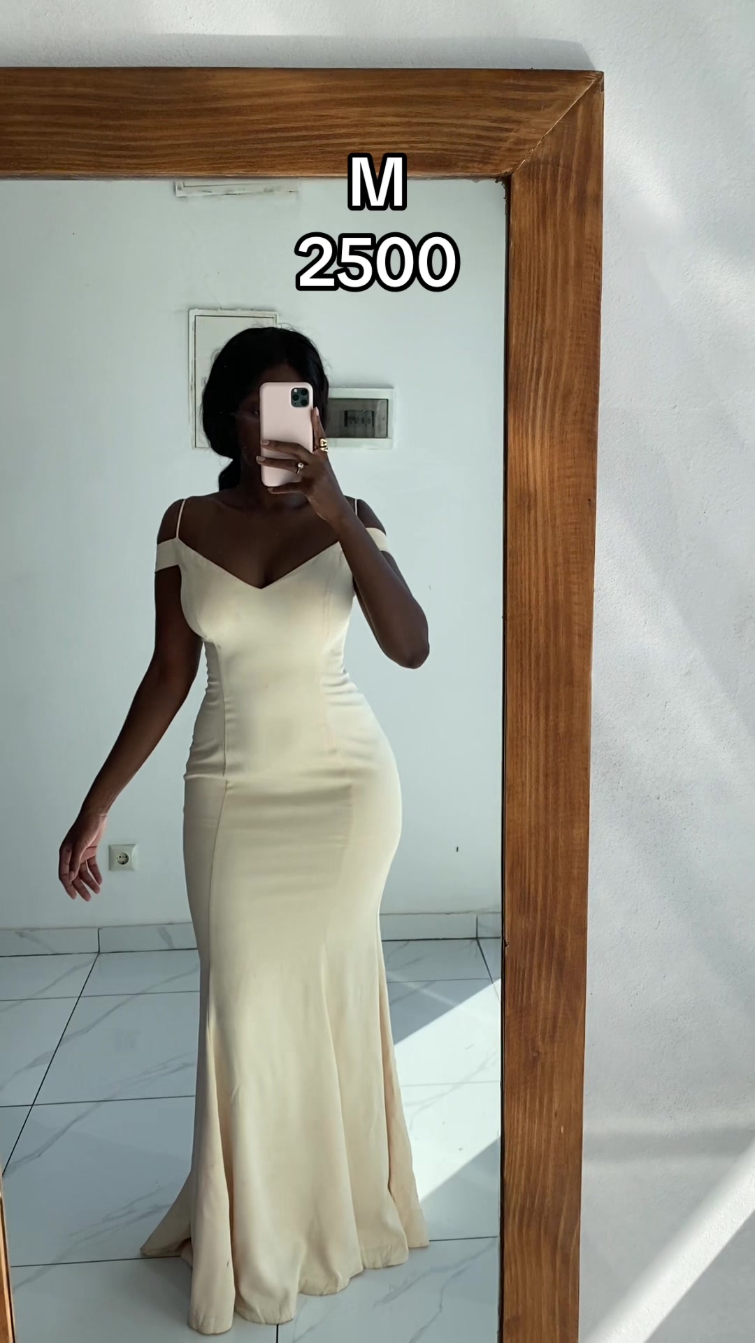 @M&eacute;lvia