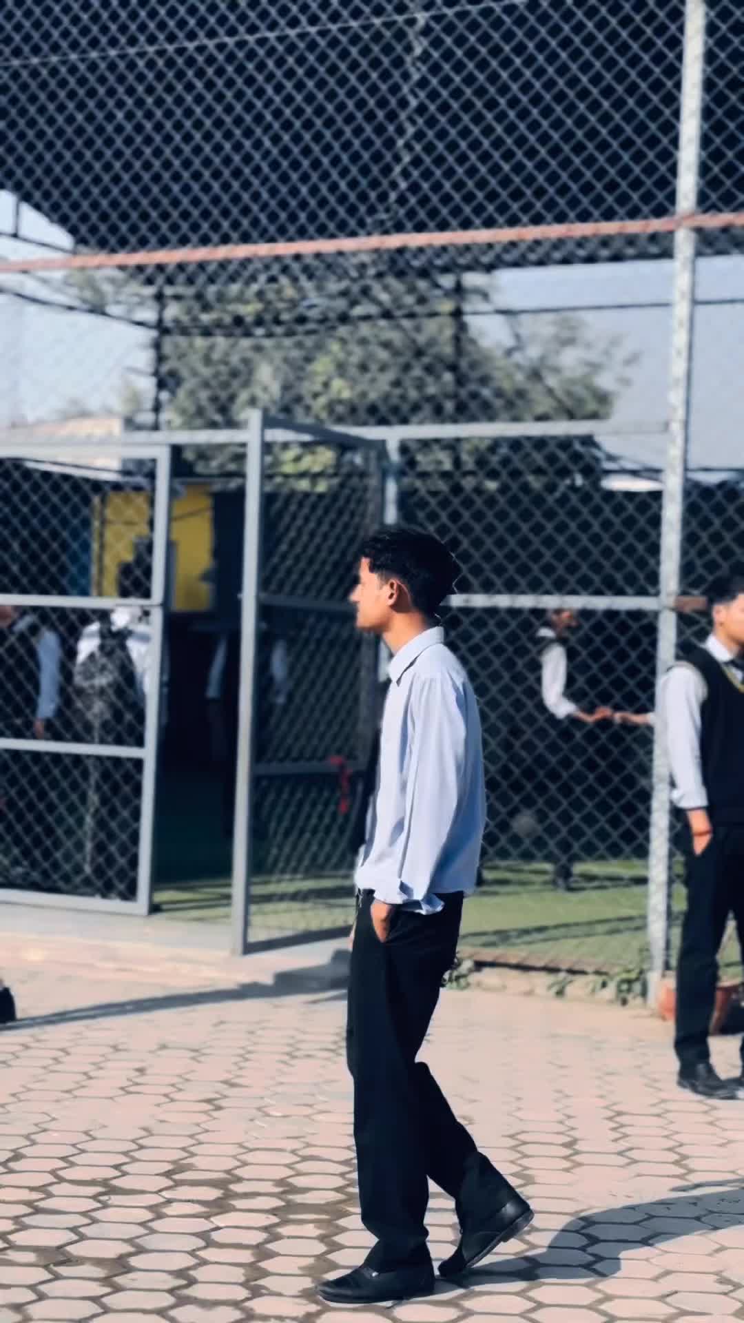 @दिनेश सिँह ठकुरी 👑