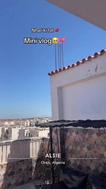 @Borboleta e cobra 🐍🦋$