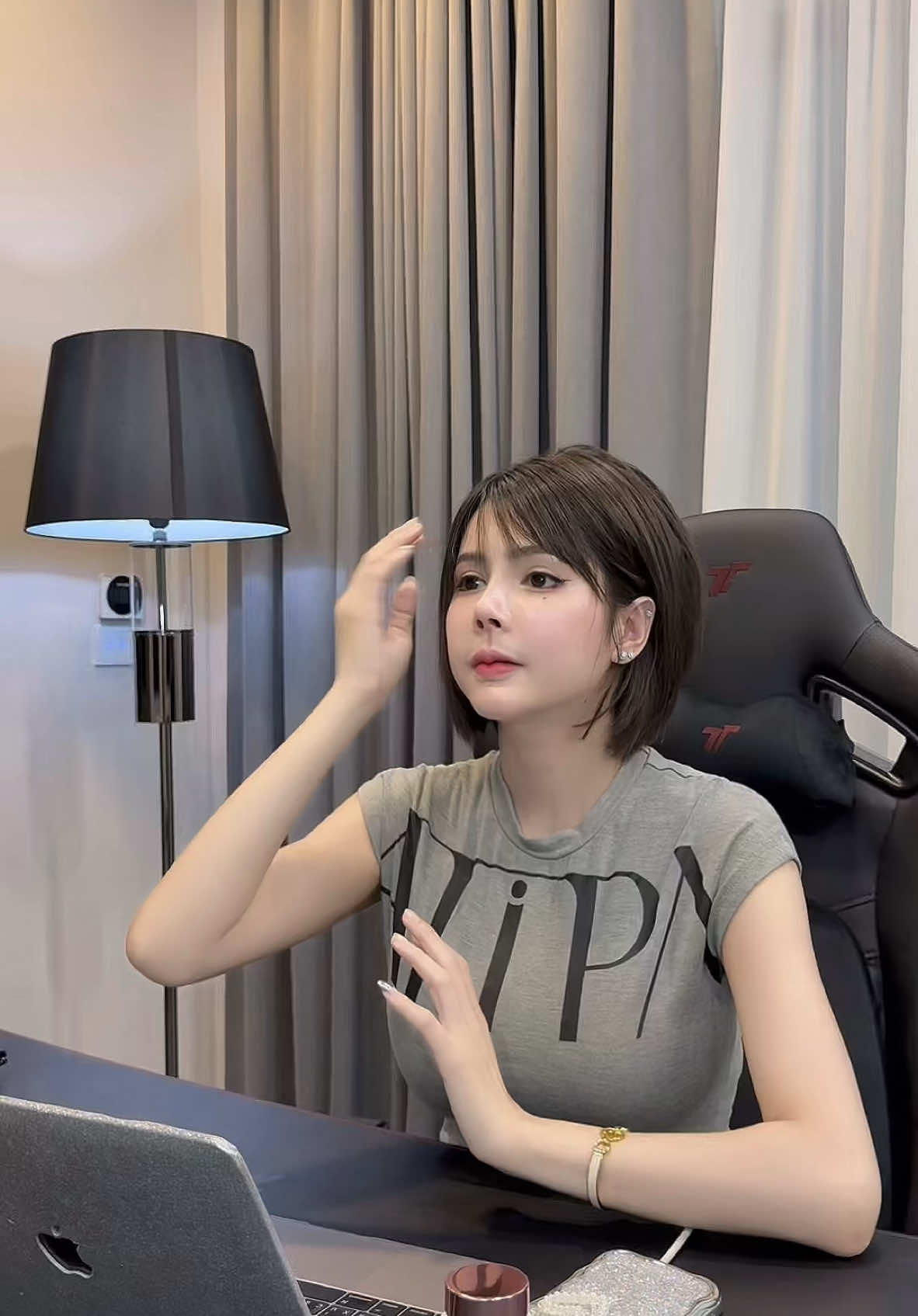@Ice🕊️