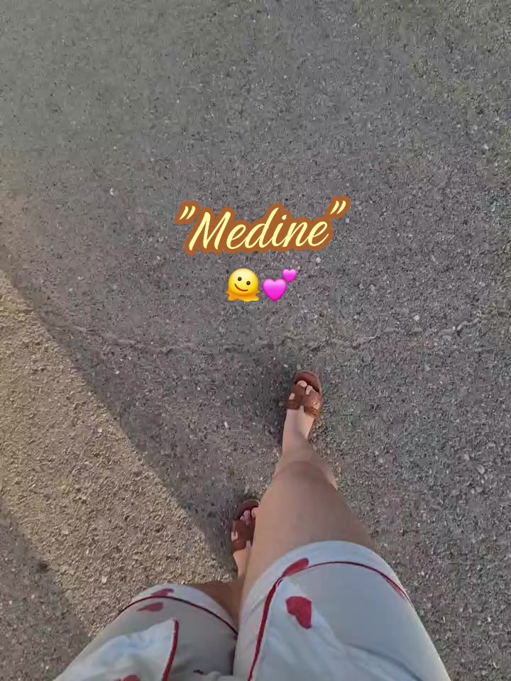 @𝐴𝑦𝑙𝑎𝑟🦩