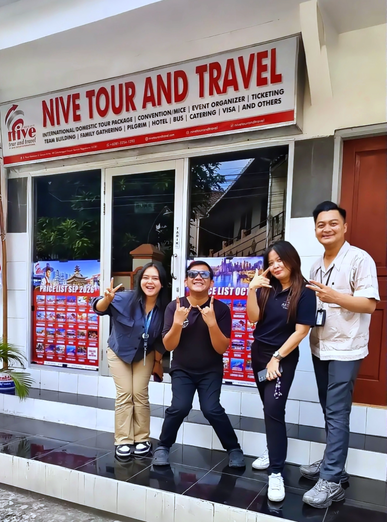 @NIVE TOUR AND TRAVEL